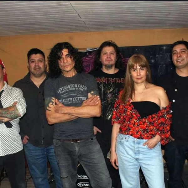 Ábrego prepara su primer EP con canciones inspiradas en historias de vida